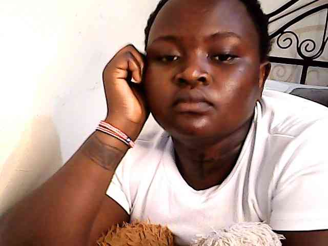 Beautybrown Live Webcam on BongaCams