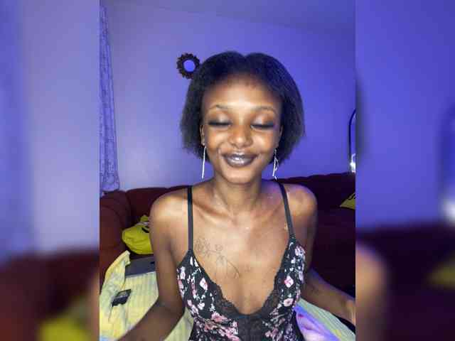 Flirtyysheery Flirtyysheery