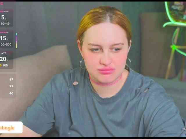 PollyTingle webcam