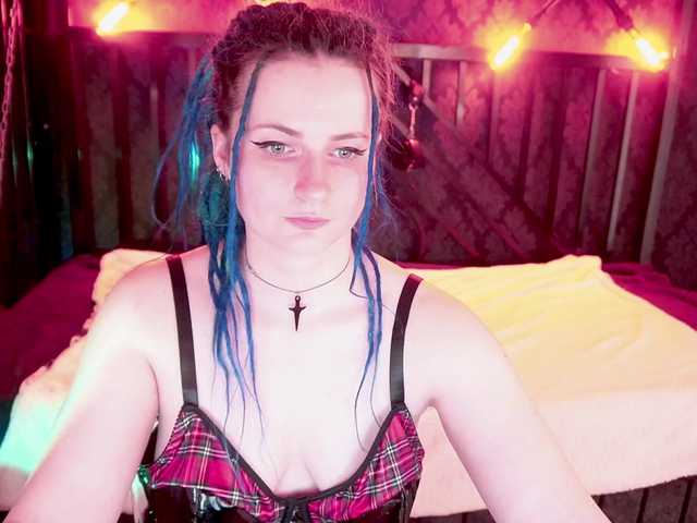 AlisaGrace's BongaCams show and profile