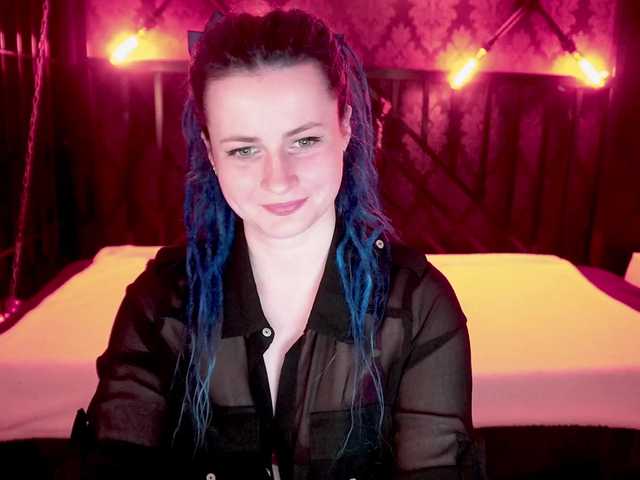 AlisaGrace's BongaCams show and profile