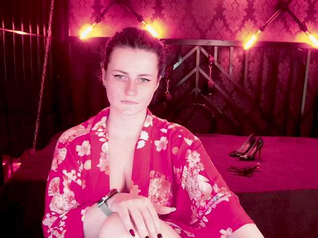 AlisaGrace's BongaCams show and profile