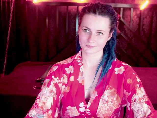 AlisaGrace's BongaCams show and profile