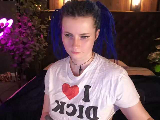 AlisaGrace's BongaCams show and profile