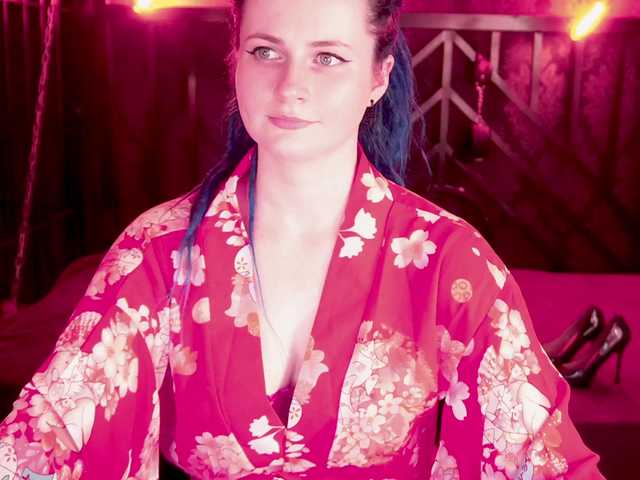 AlisaGrace's BongaCams show and profile