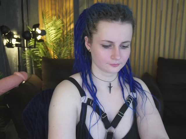 AlisaGrace's BongaCams show and profile