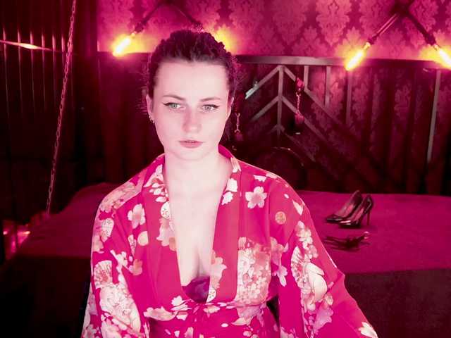 AlisaGrace's BongaCams show and profile