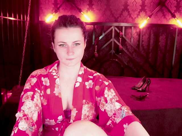 AlisaGrace's BongaCams show and profile