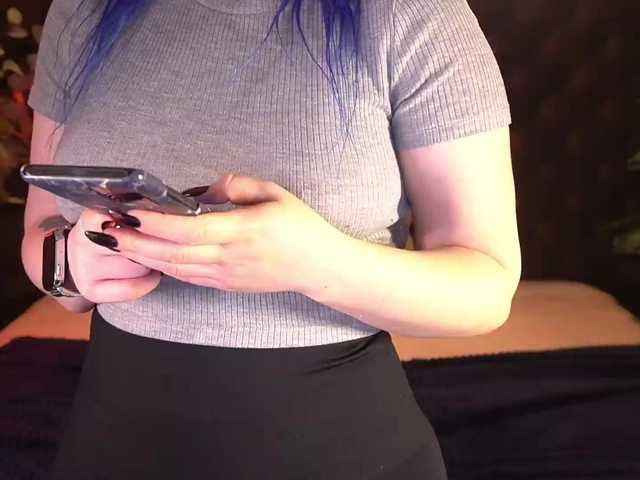 AlisaGrace's BongaCams show and profile