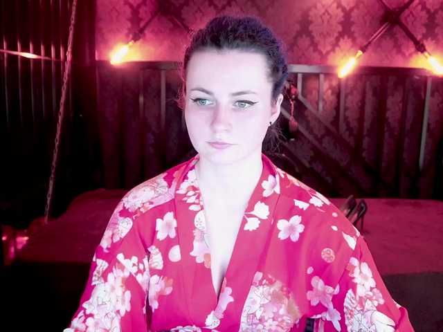 AlisaGrace's BongaCams show and profile