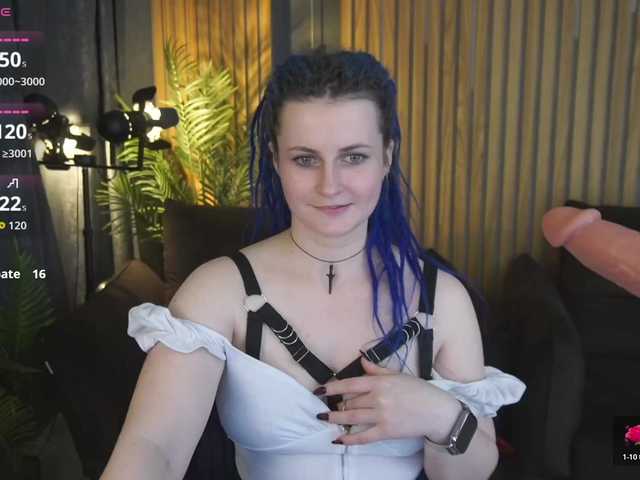 AlisaGrace's BongaCams show and profile