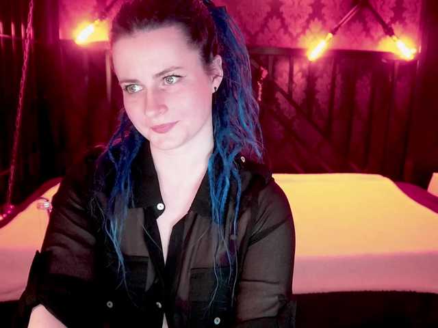 AlisaGrace's BongaCams show and profile