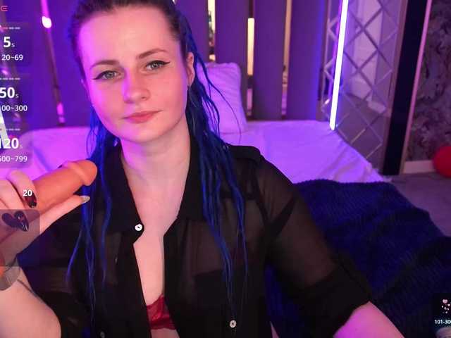 AlisaGrace's BongaCams show and profile