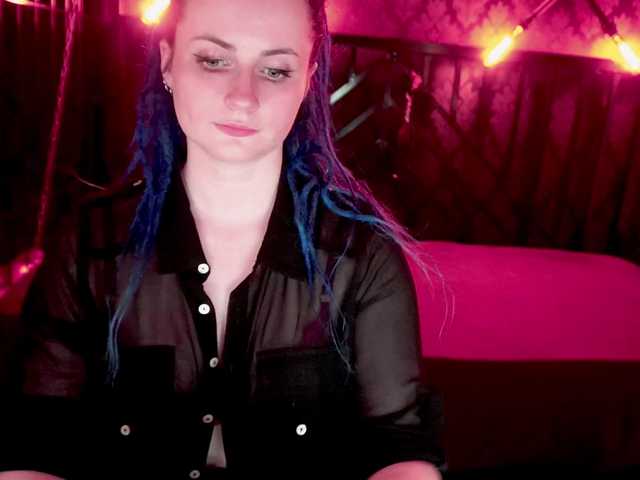 AlisaGrace's BongaCams show and profile