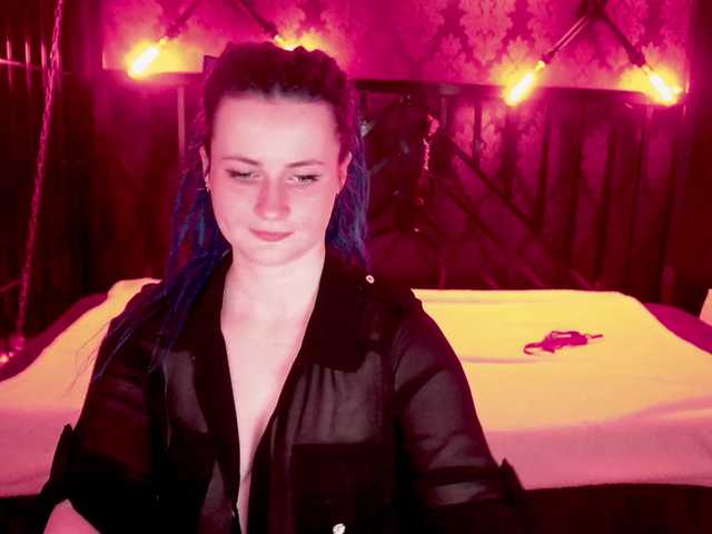 AlisaGrace's BongaCams show and profile