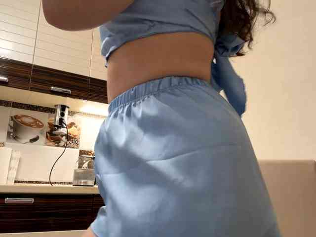 JeseniaTowell webcam