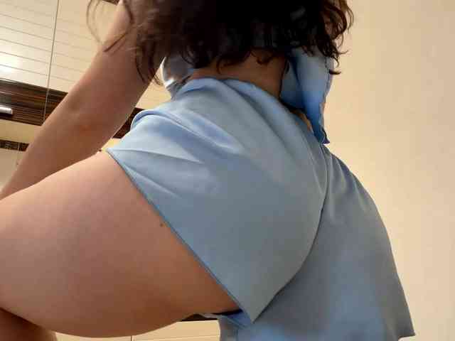 JeseniaTowell webcam