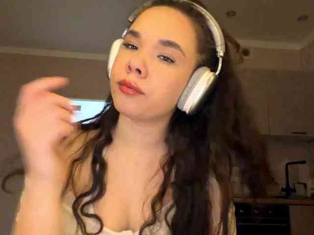 JeseniaTowell webcam