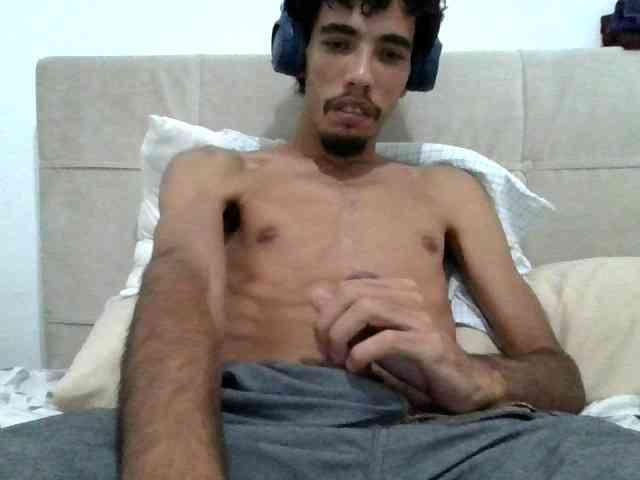 foxfuckerbr1 Live Webcam on BongaCams