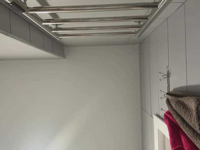 QuianaDearman's BongaCams show and profile