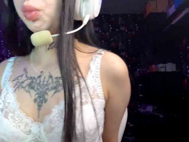 QuianaDearman webcam