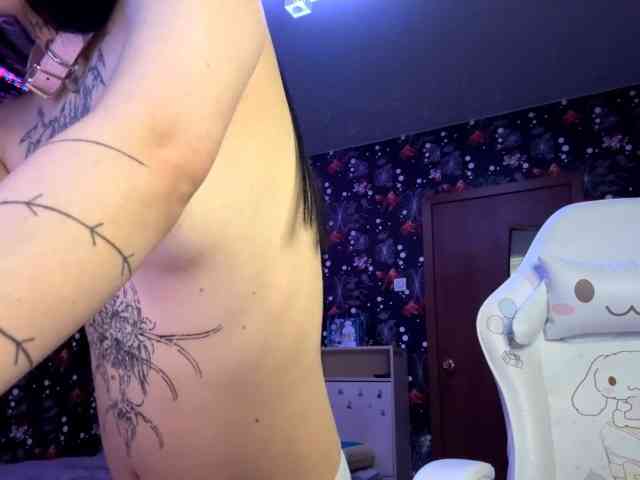 QuianaDearman webcam