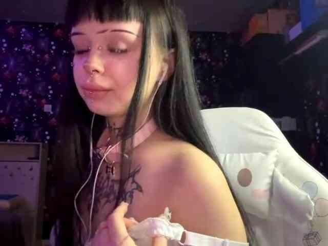 QuianaDearman webcam