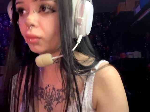 QuianaDearman webcam