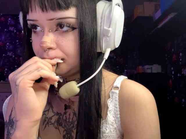 QuianaDearman webcam