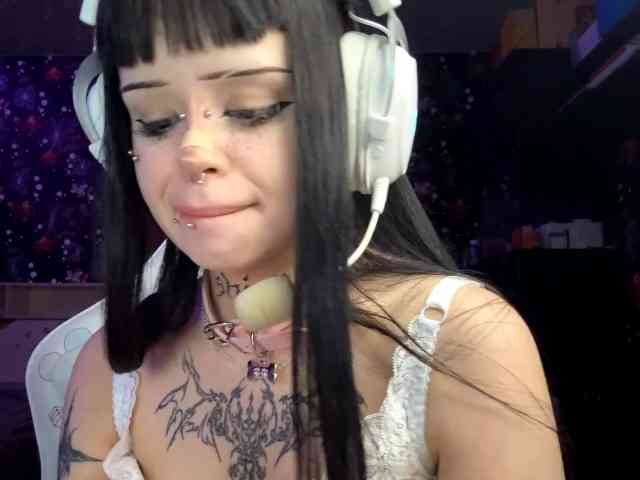 QuianaDearman webcam