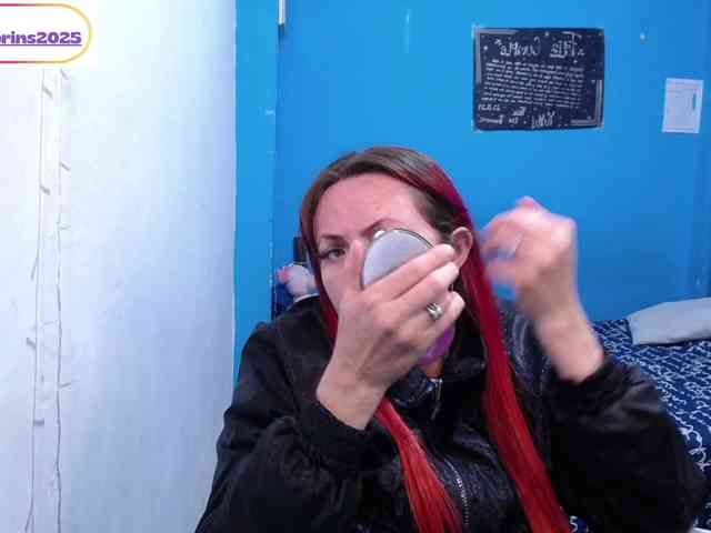 Carolinhe Live Webcam on BongaCams