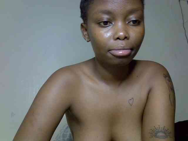 LAESTY Live Webcam on BongaCams