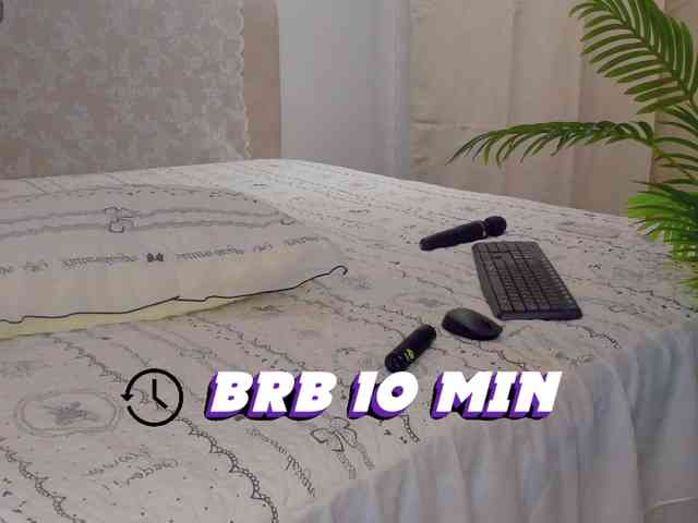 SlowlyLolly44 webcam