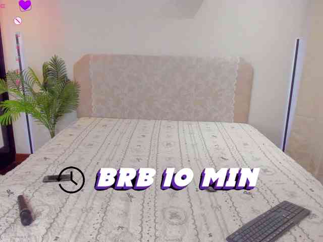 SlowlyLolly44 webcam