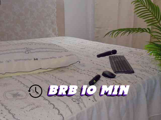 SlowlyLolly44 webcam