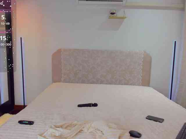 SlowlyLolly44 webcam