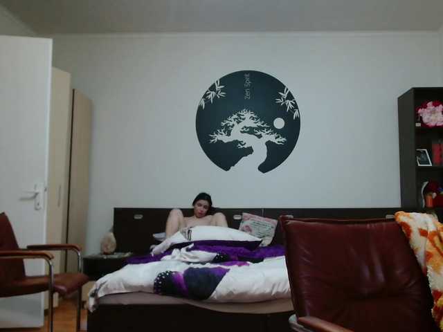 2getherwet's BongaCams show and profile