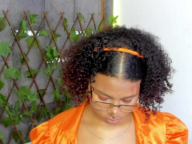 tatianasquirthot's BongaCams show and profile