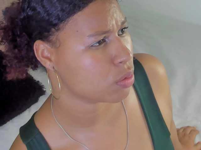 tatianasquirthot's BongaCams show and profile