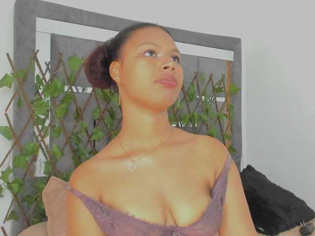 tatianasquirthot's BongaCams show and profile