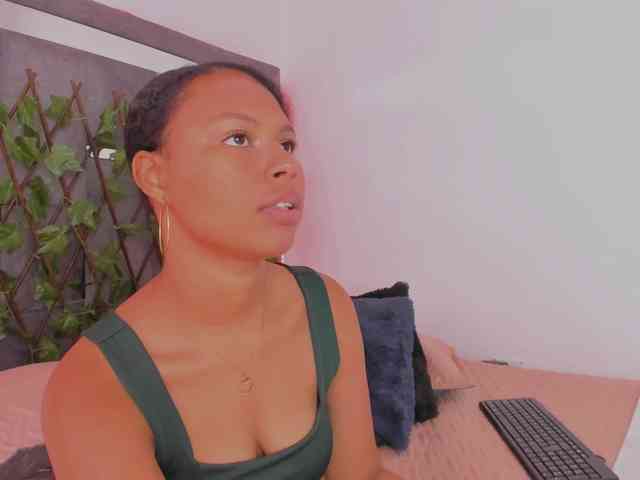 tatianasquirthot webcam