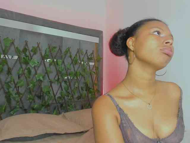 tatianasquirthot webcam