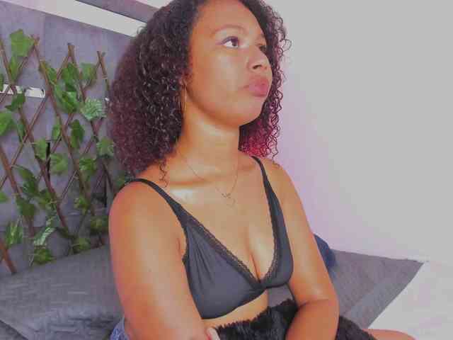 tatianasquirthot webcam