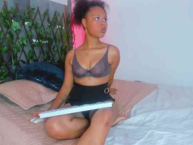 tatianasquirthot webcam