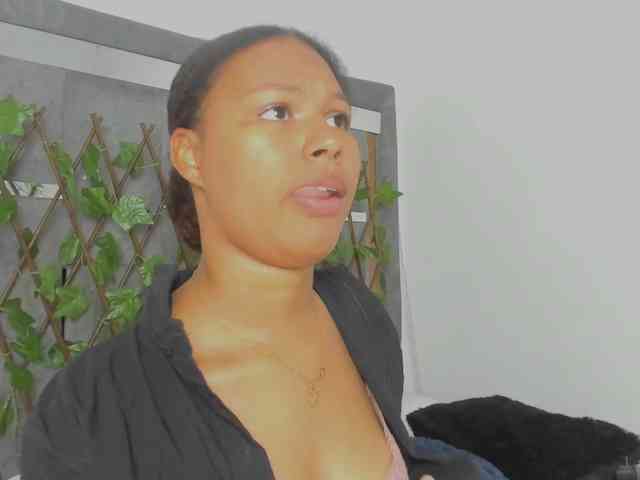 tatianasquirthot webcam