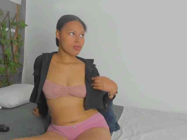 tatianasquirthot webcam