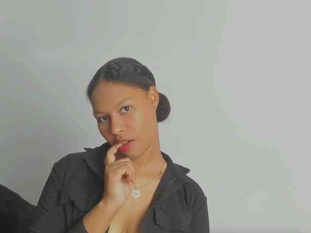 tatianasquirthot webcam