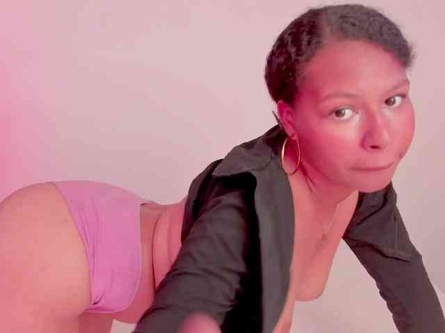 tatianasquirthot webcam