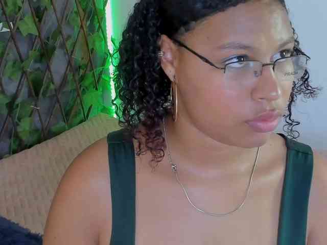 tatianasquirthot webcam