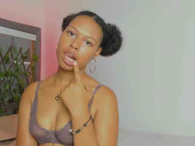 tatianasquirthot webcam